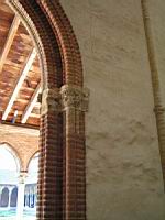 Toulouse, Eglise des Jacobins, Pilier et chapiteau